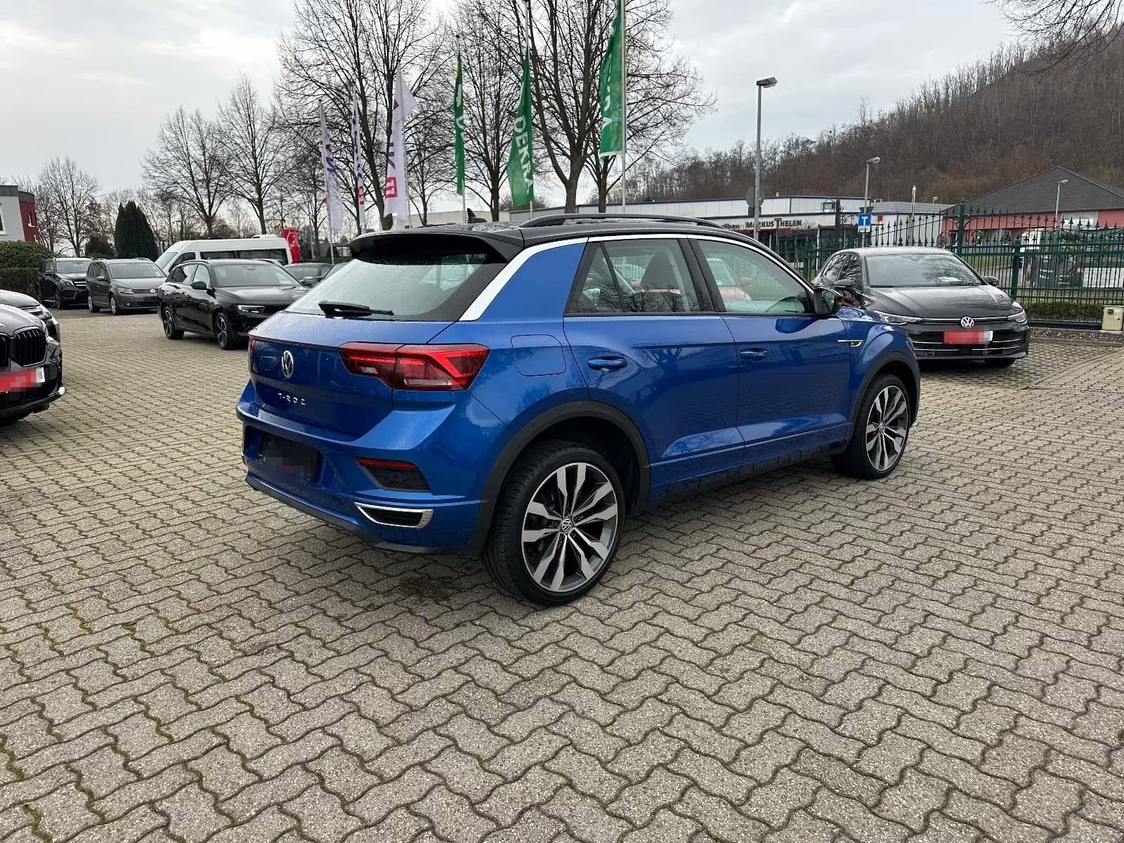 Volkswagen T-Roc 1,5 R-Line 1.HAND Virt KEY 19" ACC CarPlay foto 2