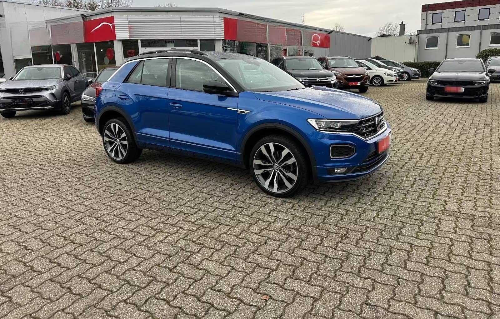 Volkswagen T-Roc 1,5 R-Line 1.HAND Virt KEY 19" ACC CarPlay foto 4