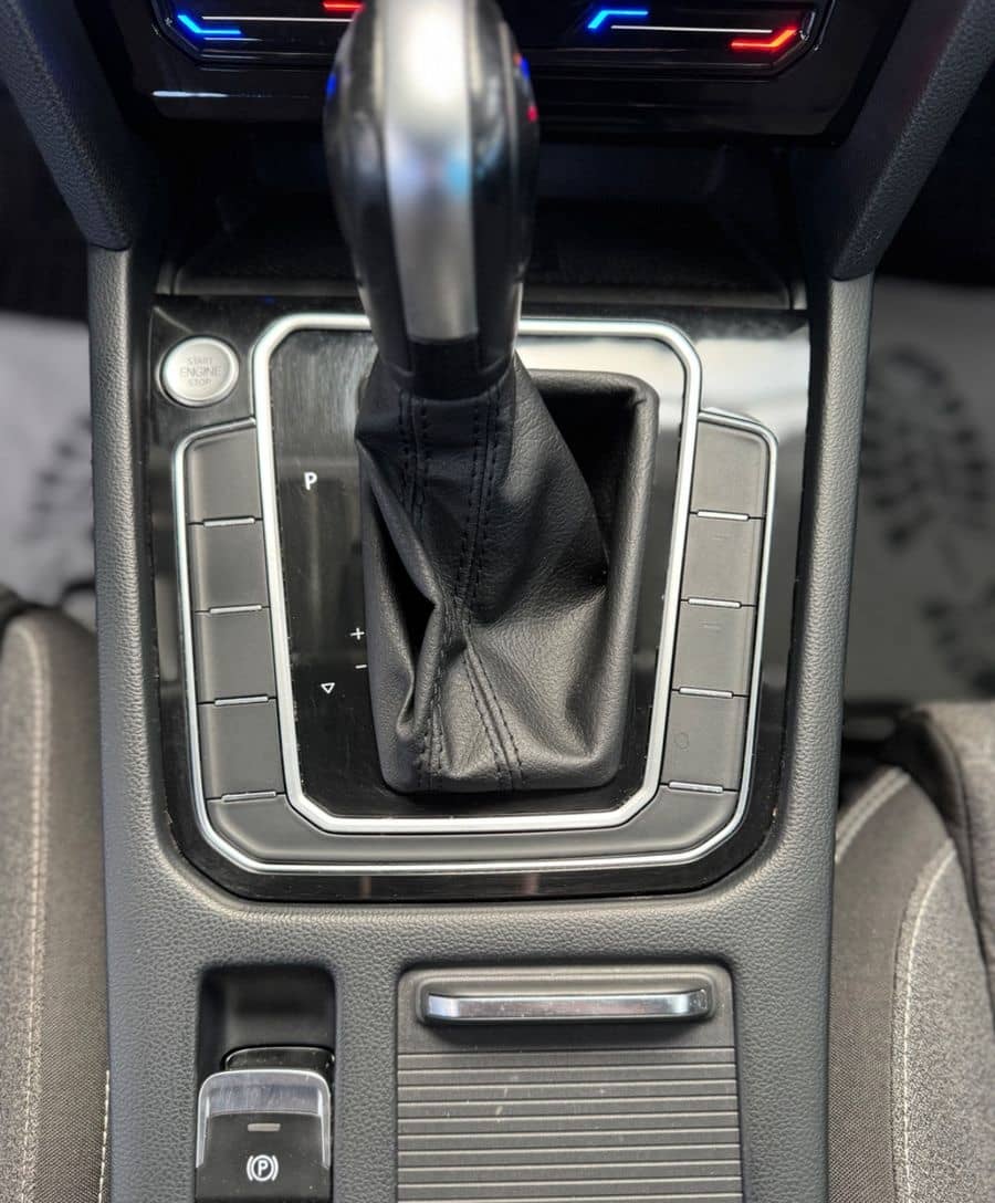 Volkswagen Passat Variant Business 2.0 TDI*LED*Kamera*AHK* foto 15