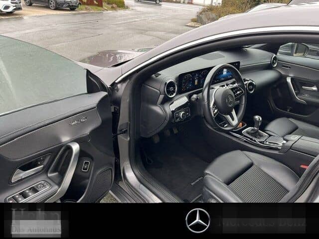 Mercedes-Benz CLA 180 PROGRESSIVE/LED/PTS/NAVI/AMG18ZOLL foto 7
