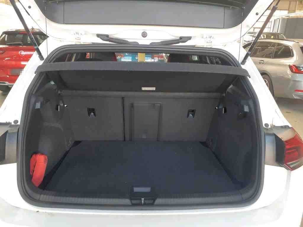 Volkswagen Golf VIII Lim. GTI Clubsport 2.0 TSI "LED/PDC" foto 6