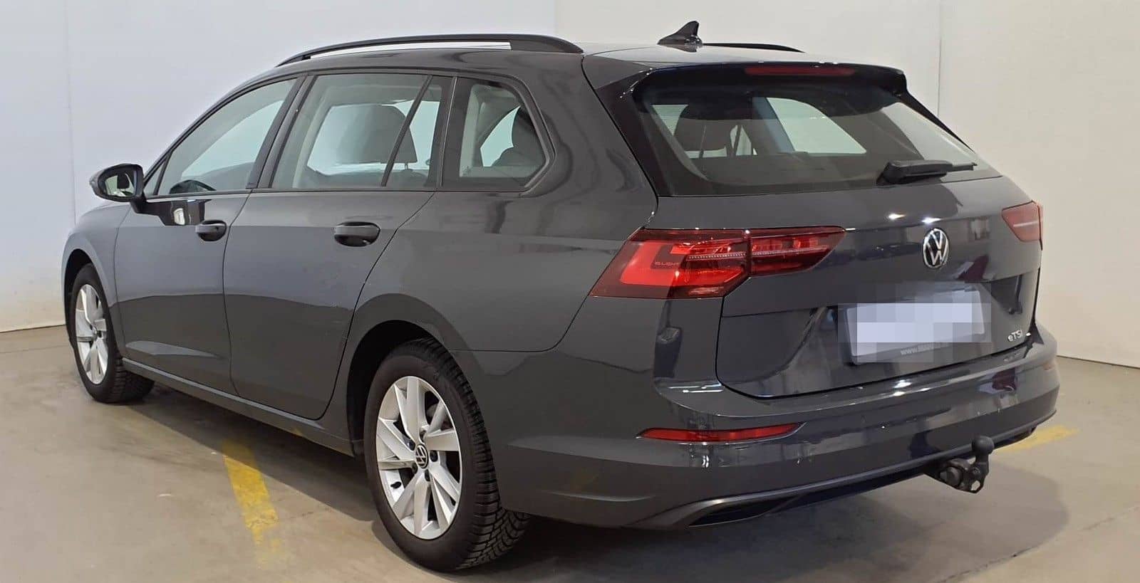 Volkswagen Golf VIII Variant Life eTSI NAVI/LED/AHK/PANO/AC foto 4