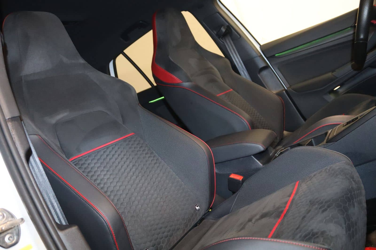 Volkswagen Golf 2.0 TSI DSG GTI Clubsport-Virt-Navi-LED-SHZ foto 11