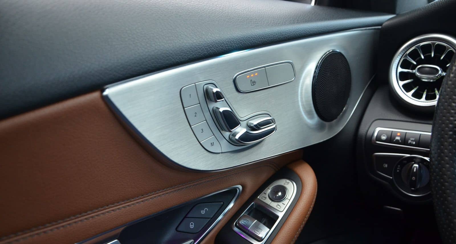 Mercedes-Benz C 300 Coupe *AMG LINE*STERNENHIMMEL*19"LM*NAVI foto 11