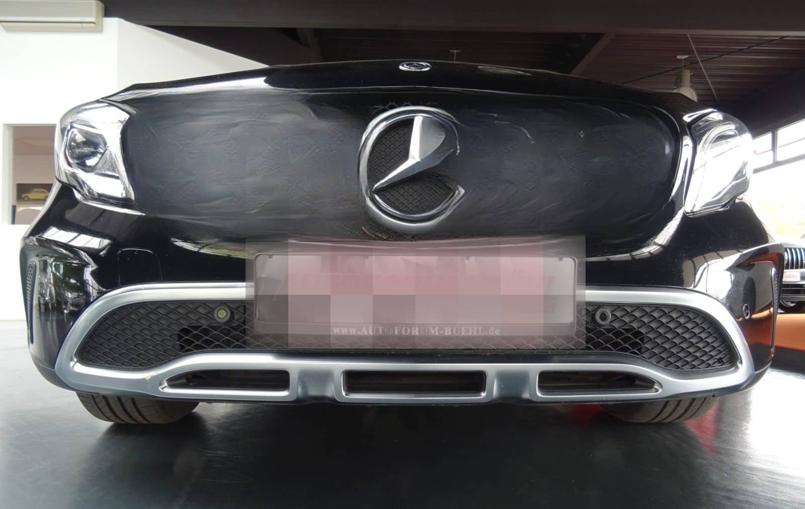 Mercedes-Benz GLA 200 Urban/ Autom./ Navi/ LED/ PDC/ AHK/ Pano foto 4