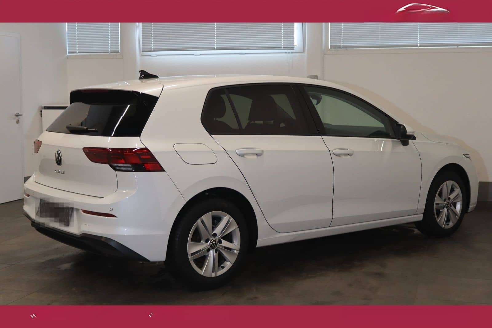 Volkswagen Golf Limo 2.0 TDI DSG Life-NAV-LED-KAMERA-ACC- foto 2