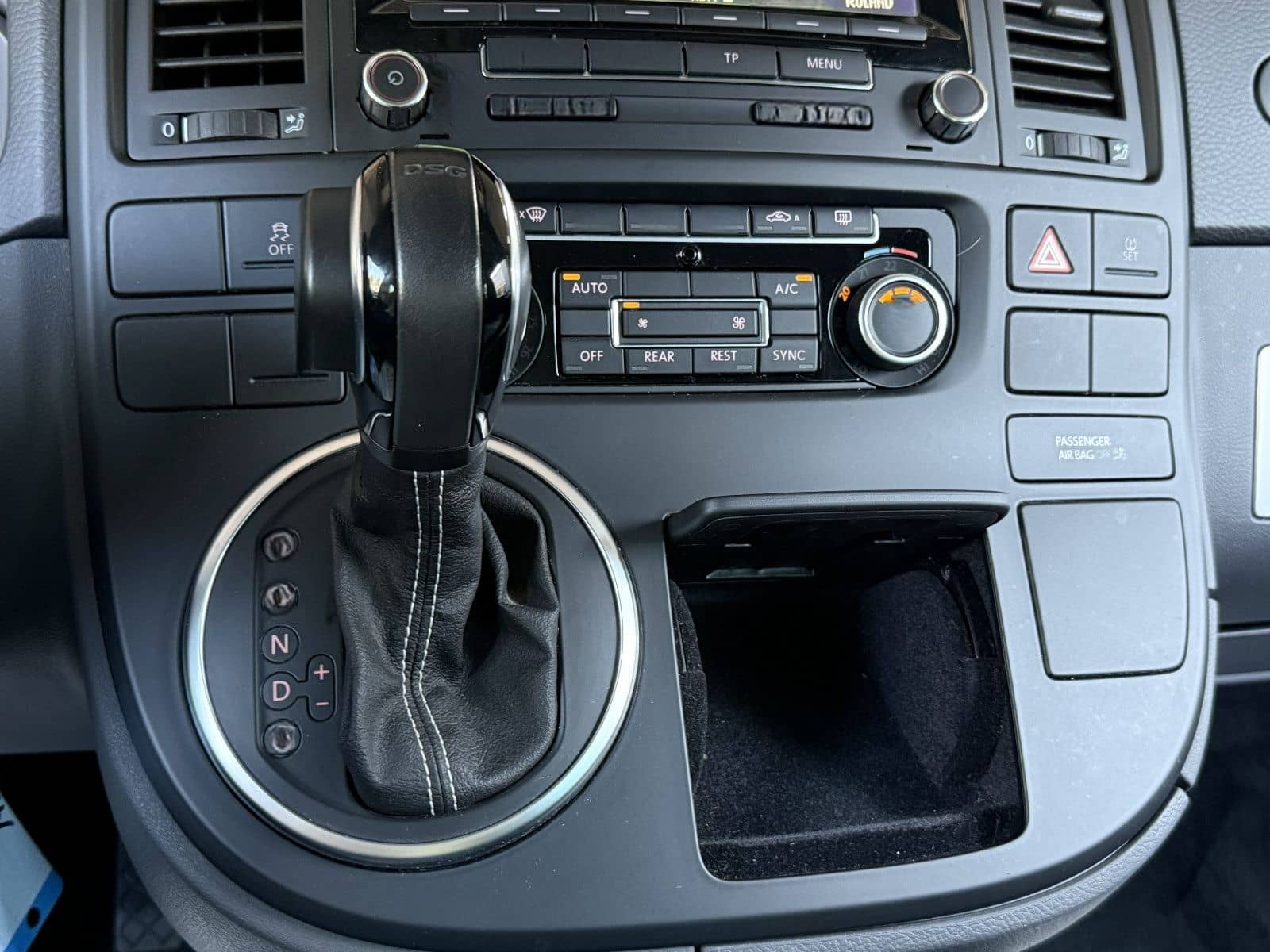 Volkswagen T5 2,0TDI Mulitvan Match+AUTOM.+7.SITZER+AHK+PDC foto 22