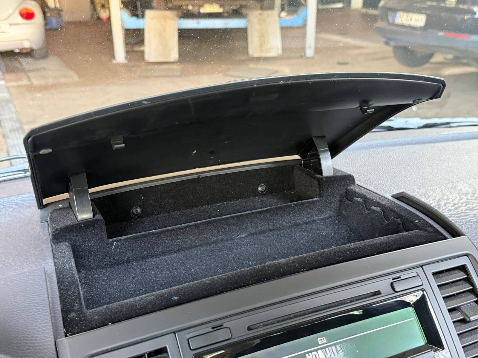 Volkswagen T5 2,0TDI Mulitvan Match+AUTOM.+7.SITZER+AHK+PDC foto 24