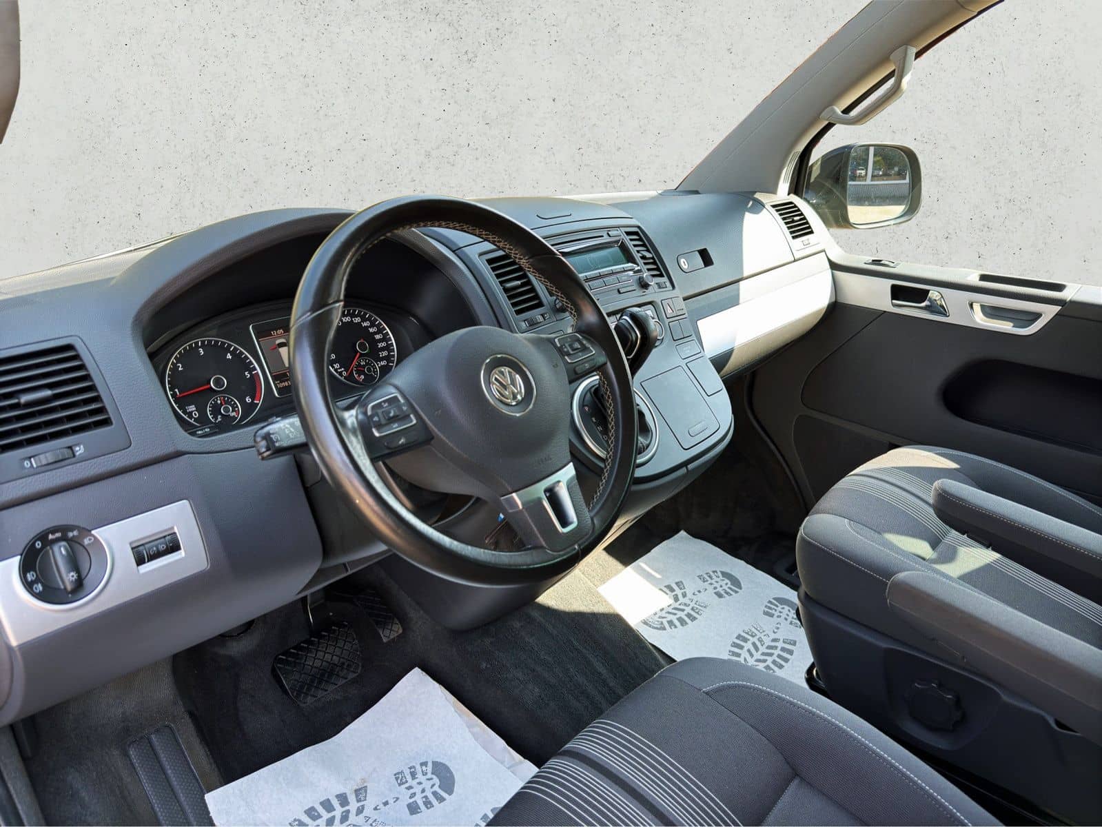 Volkswagen T5 2,0TDI Mulitvan Match+AUTOM.+7.SITZER+AHK+PDC foto 10