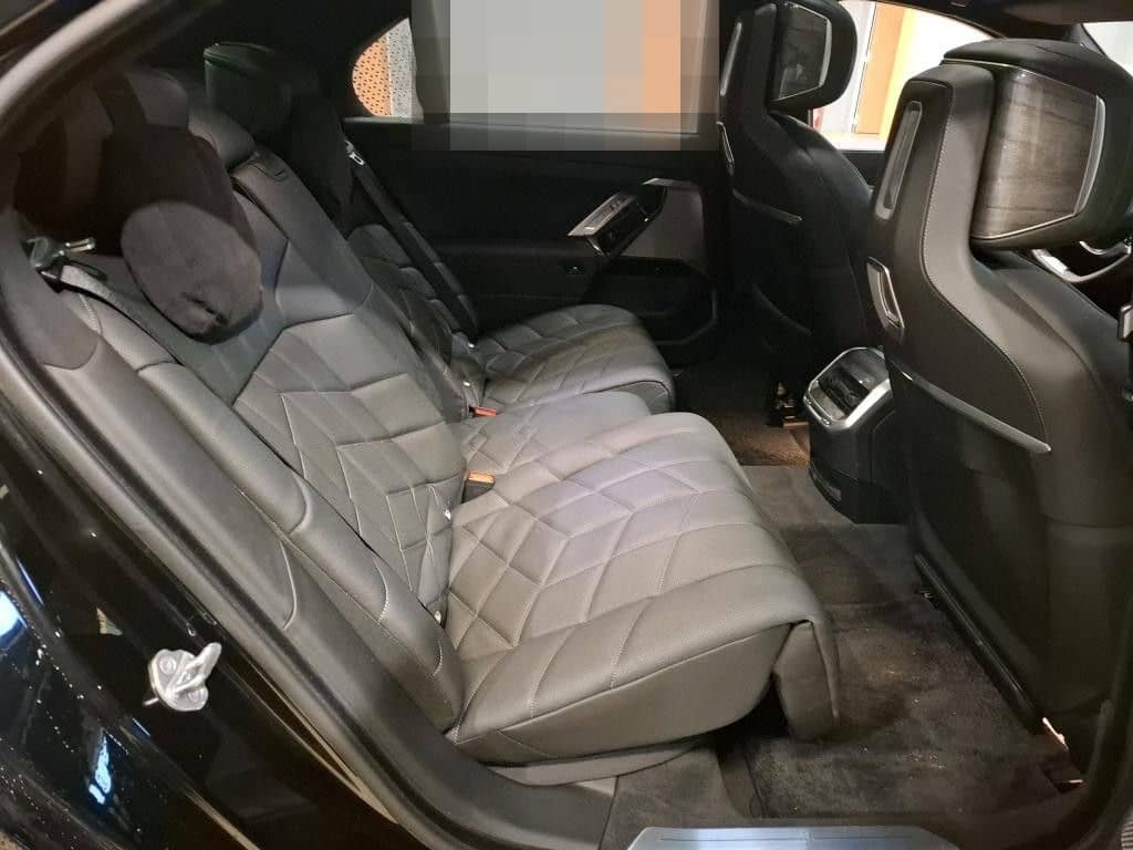 BMW 750e xDr. ExecLoundSeat.SkyLoun.FondEnt.Experien foto 9