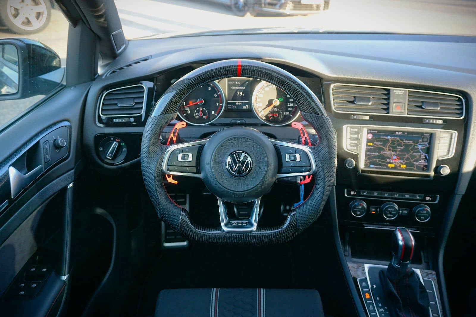 Volkswagen Golf VII Lim. GTI Clubsport / Recaro / Pano/ DCC foto 16