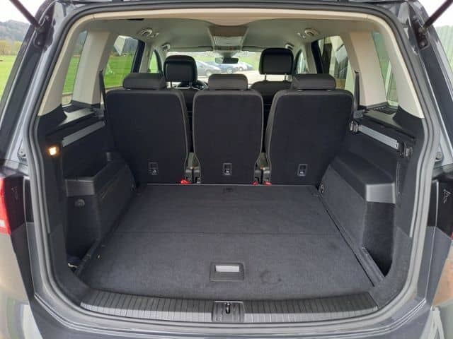 Volkswagen Touran Active AHK NAVI ACC PDC SHZ foto 6