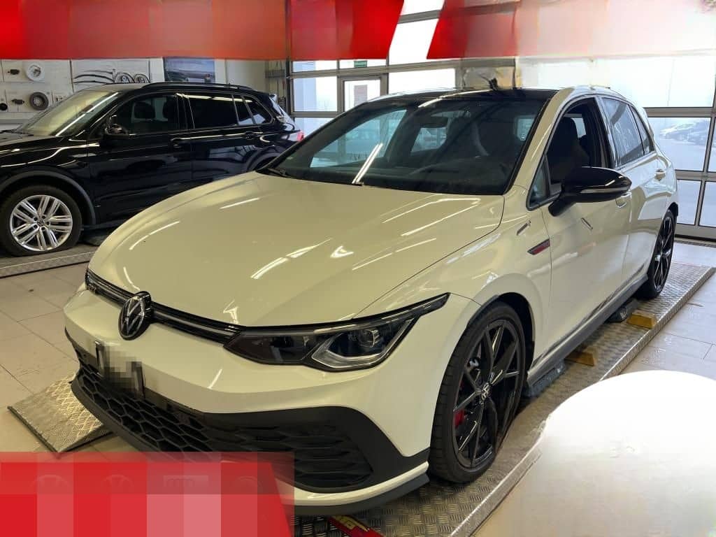Volkswagen Golf GTI Clubsport Black Style 2.0TSI 310,-ohne foto 2