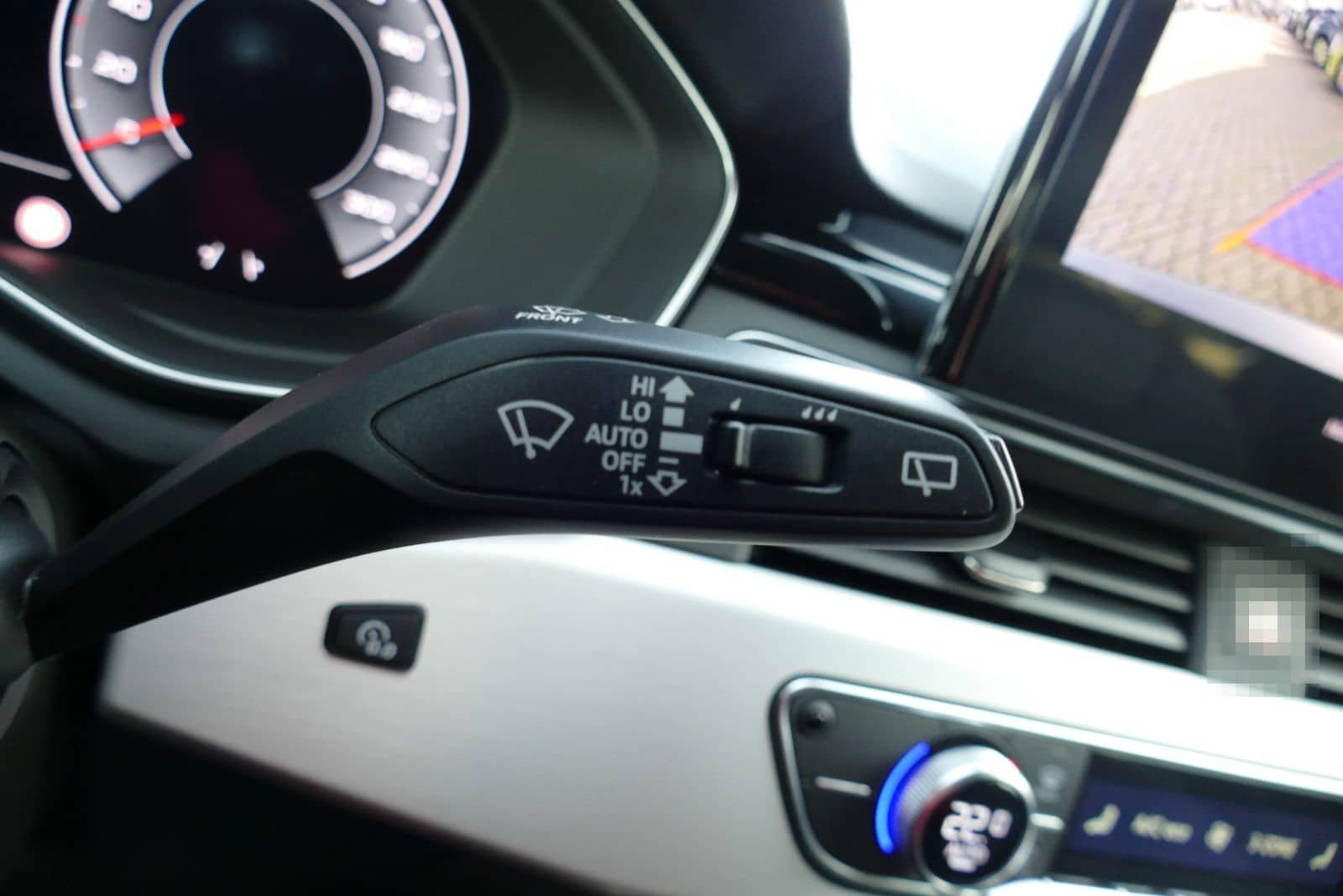 Audi A4 Avant 40 TDI S-Line quattro Aut. LED ACC Navi foto 12