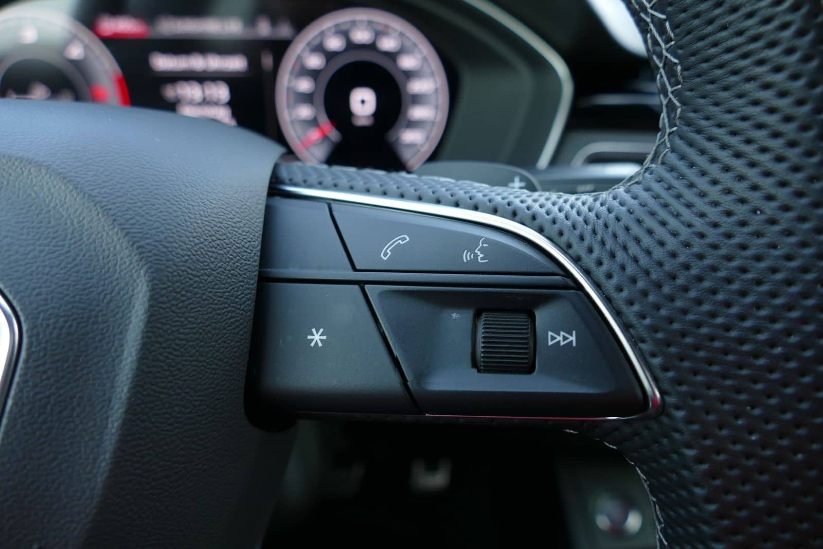 Audi A4 Avant 40 TDI S-Line quattro Aut. LED ACC Navi foto 10