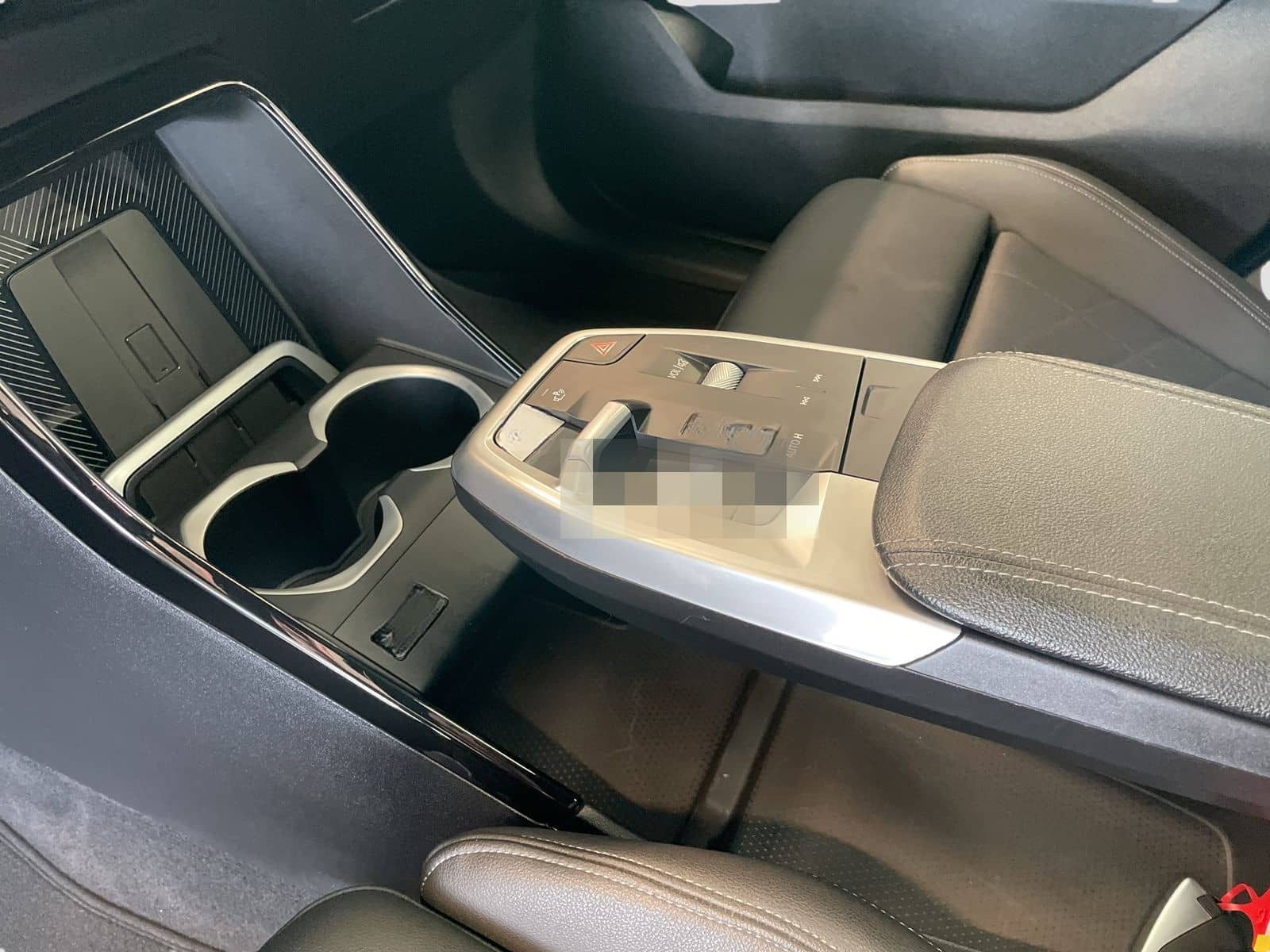 BMW X1 sDrive18i Kamera Pano.Dach Driv.Assist LED foto 14