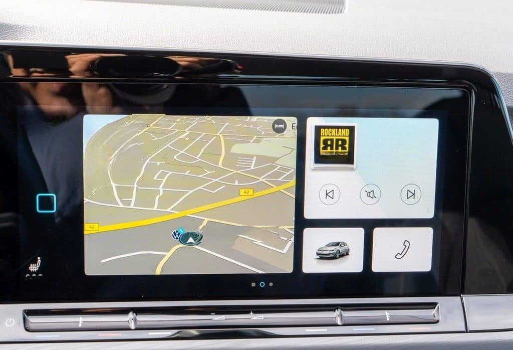 Volkswagen Golf VIII Lim. 1.4 eTSI DSG Style *LED*Kamera* foto 10