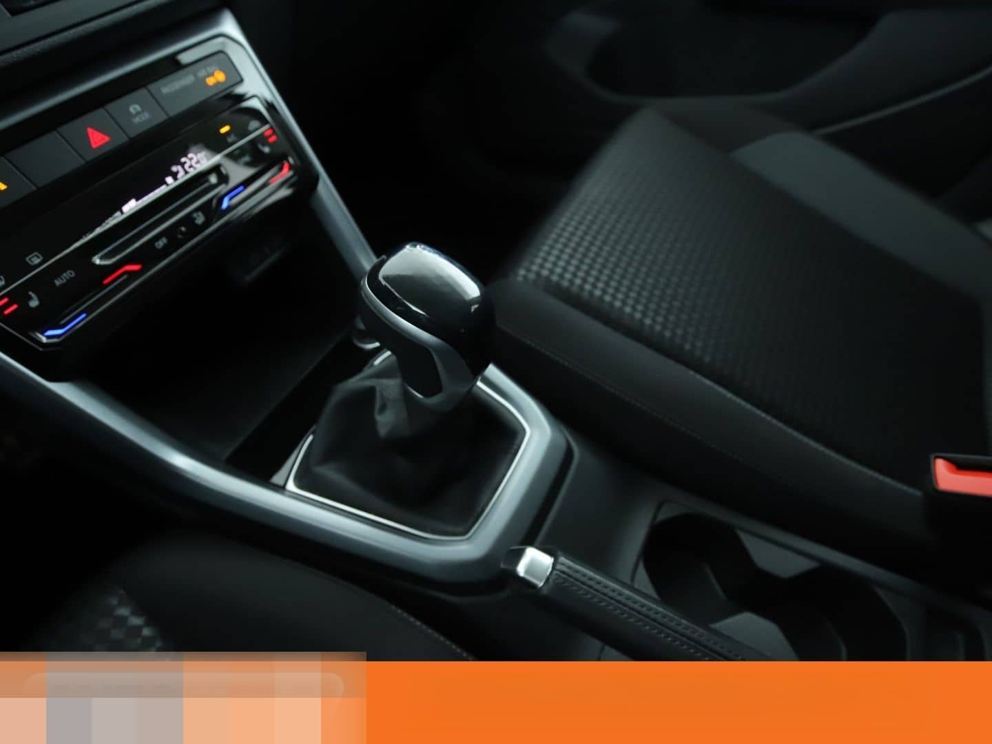 Volkswagen T-Cross 1.0 TSI Active Aut.*NAVI*ACC*PDC* foto 25