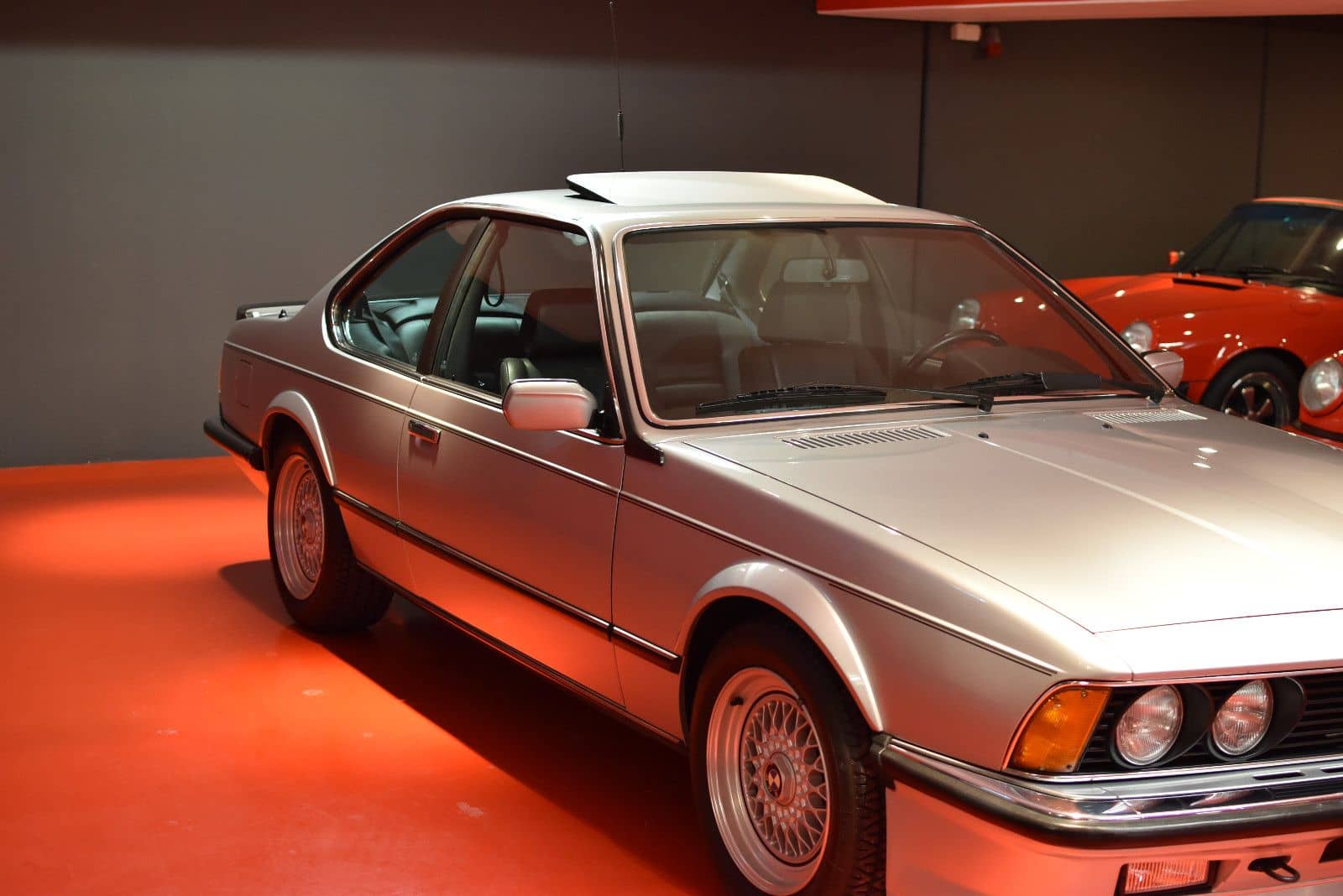 BMW M6/635/CSI/E24/3,4 286 PS/NOTE 1-/DEUTSCH/TÜVneu foto 3