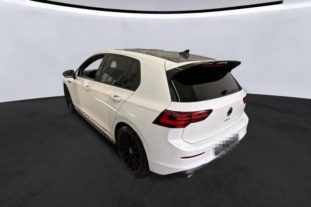 Volkswagen GOLF GTI CLUBSPORT 45 19Z/ACC/HuD/PANO/AKRAPOVIC foto 8