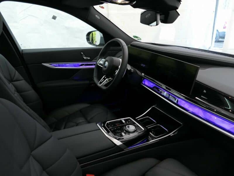 BMW 740d xDr. M Sportpaket Pano Park+ Standh. ACC Hu foto 3