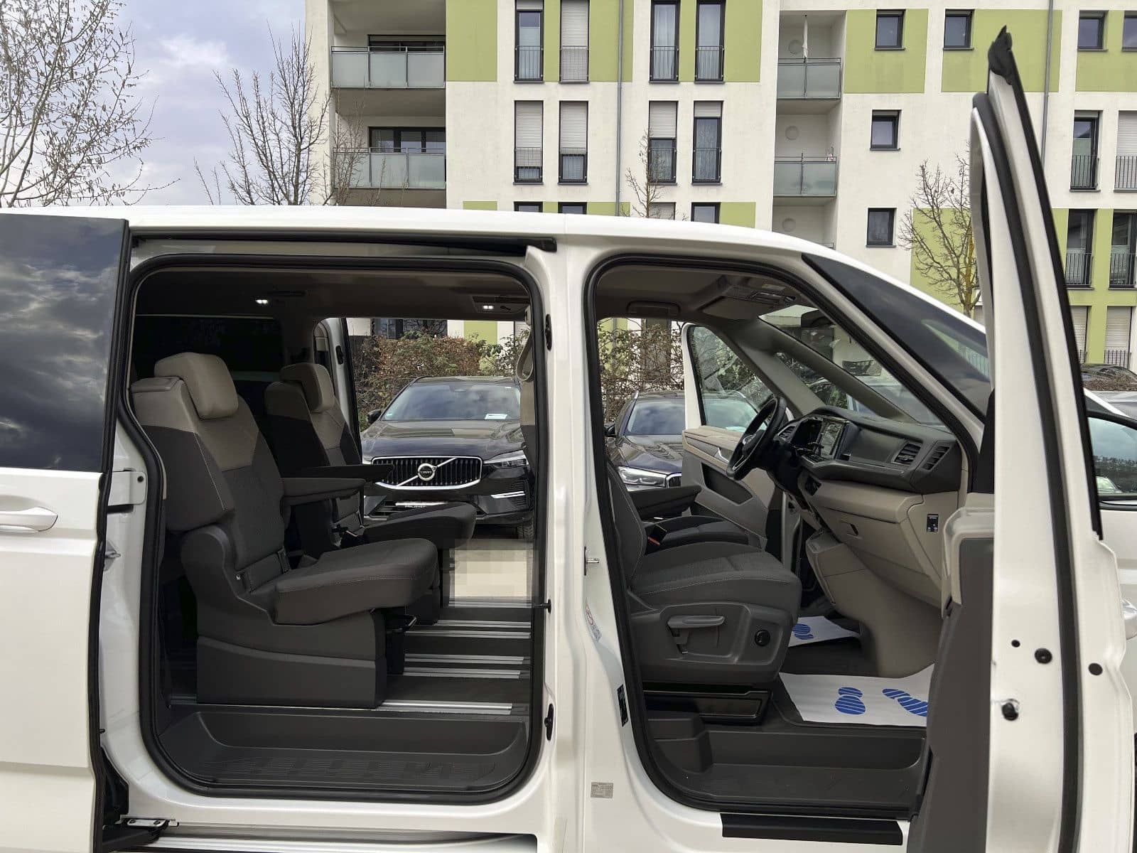 Volkswagen T7 Multivan Lang Life 7-SITZ+ACC+KAMERA+LED+SPUR foto 24