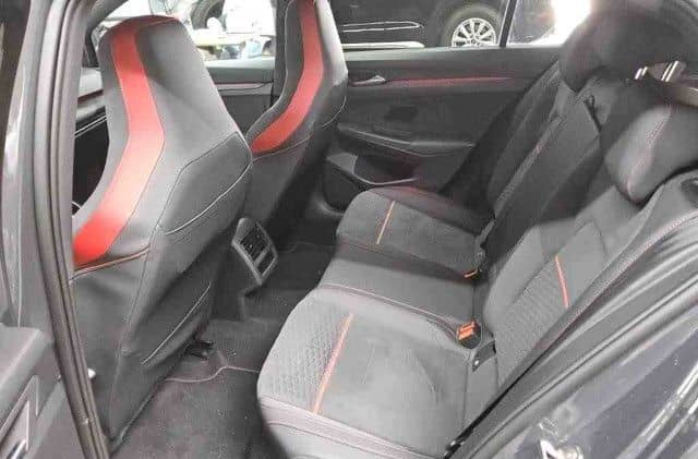 Volkswagen Golf GTI Clubsport 2.0 TSI DSG IQ 19" TITAN-AGA foto 10