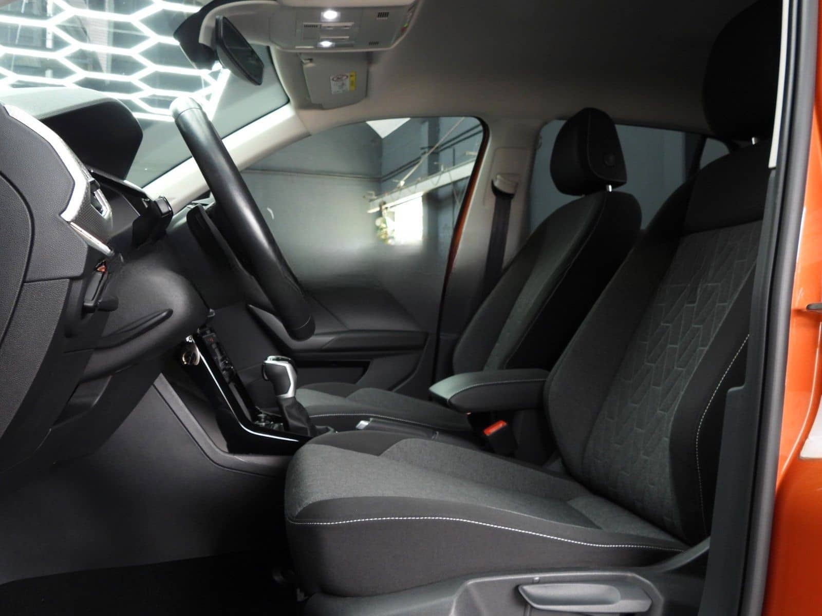 Volkswagen T-CROSS 1.0 TSI MOVE foto 10