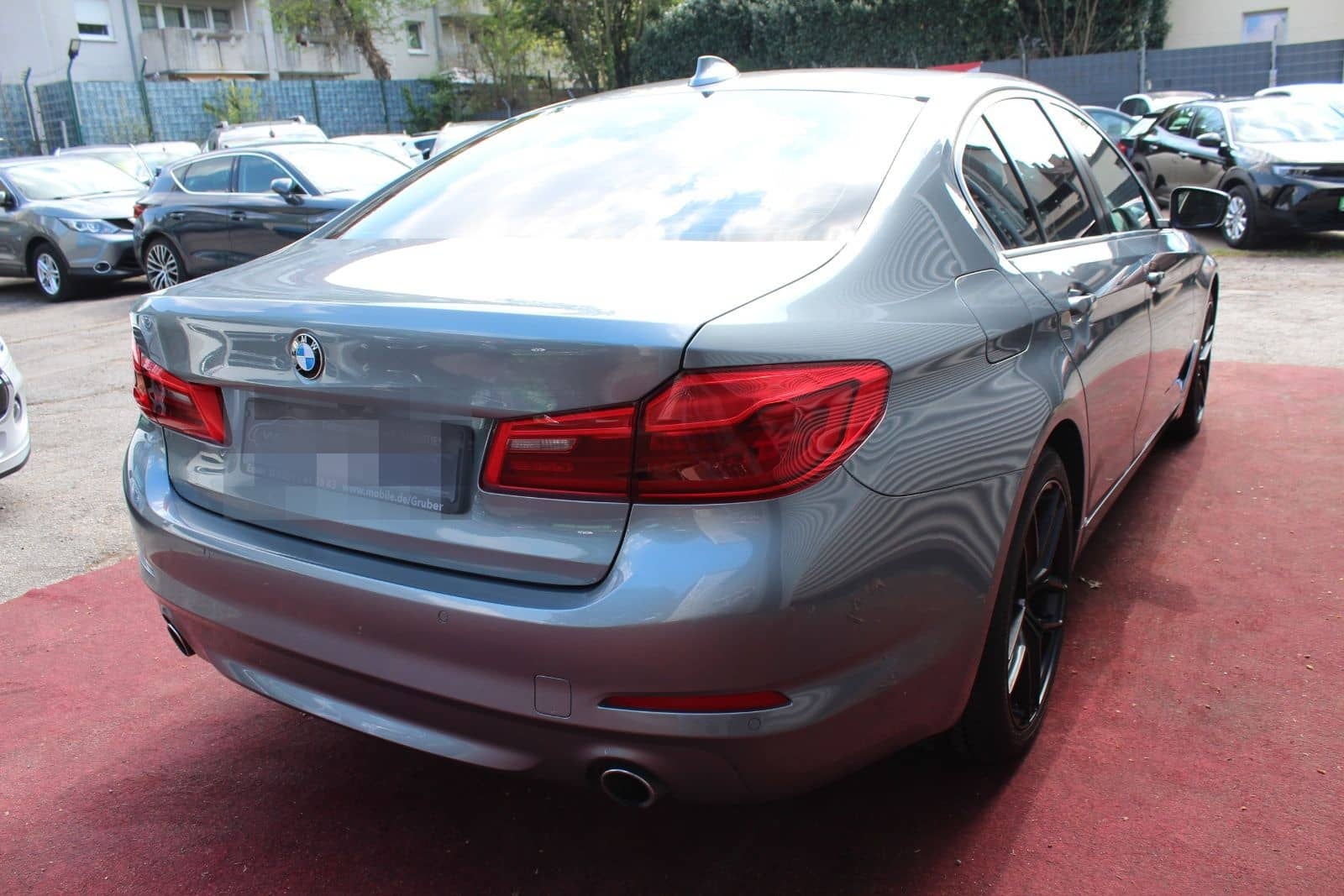 BMW 520 i AUTOMATIK KLIMA NAVI 19.ZOLL ALU PDC KAMER foto 19