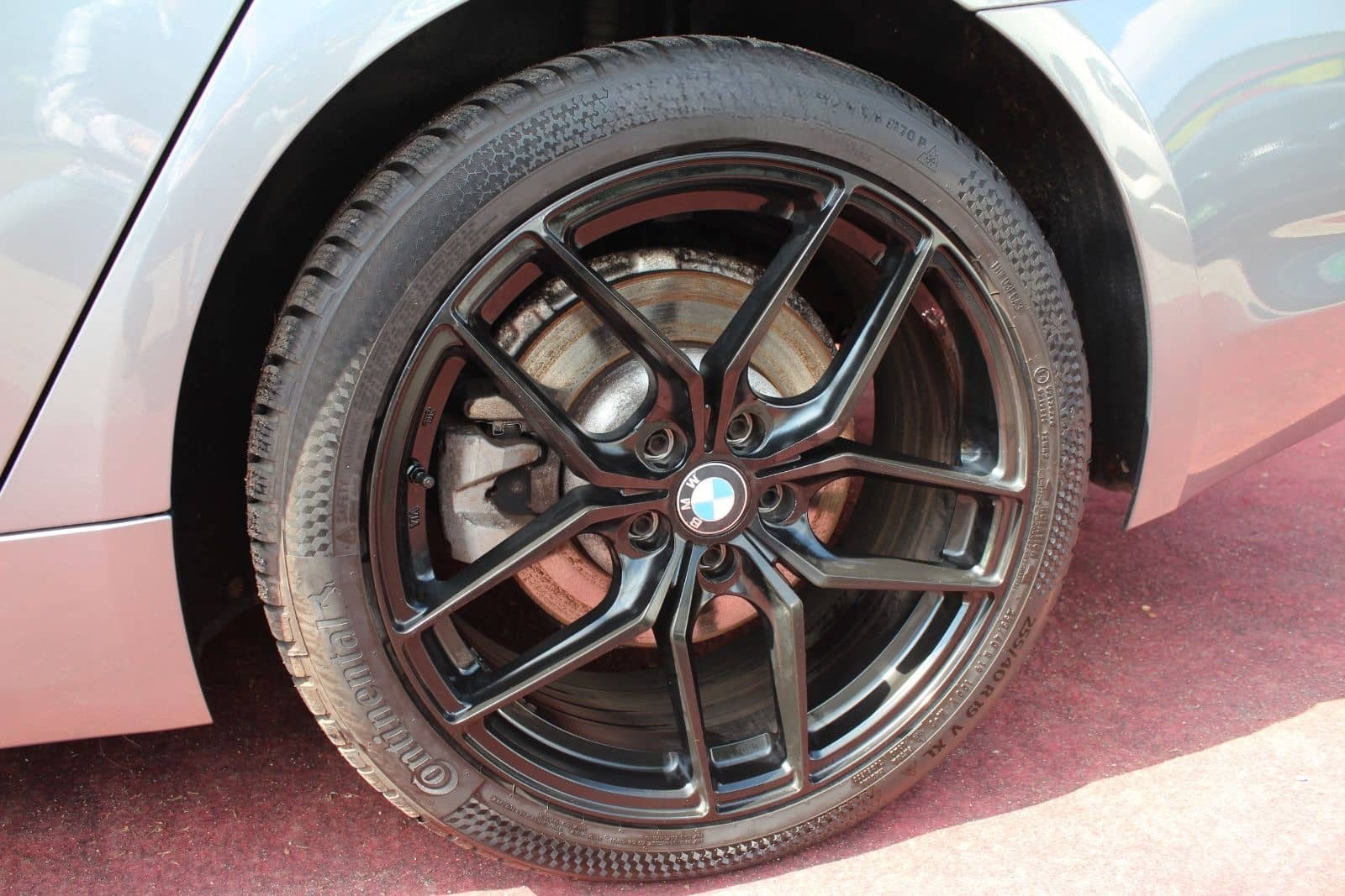 BMW 520 i AUTOMATIK KLIMA NAVI 19.ZOLL ALU PDC KAMER foto 3