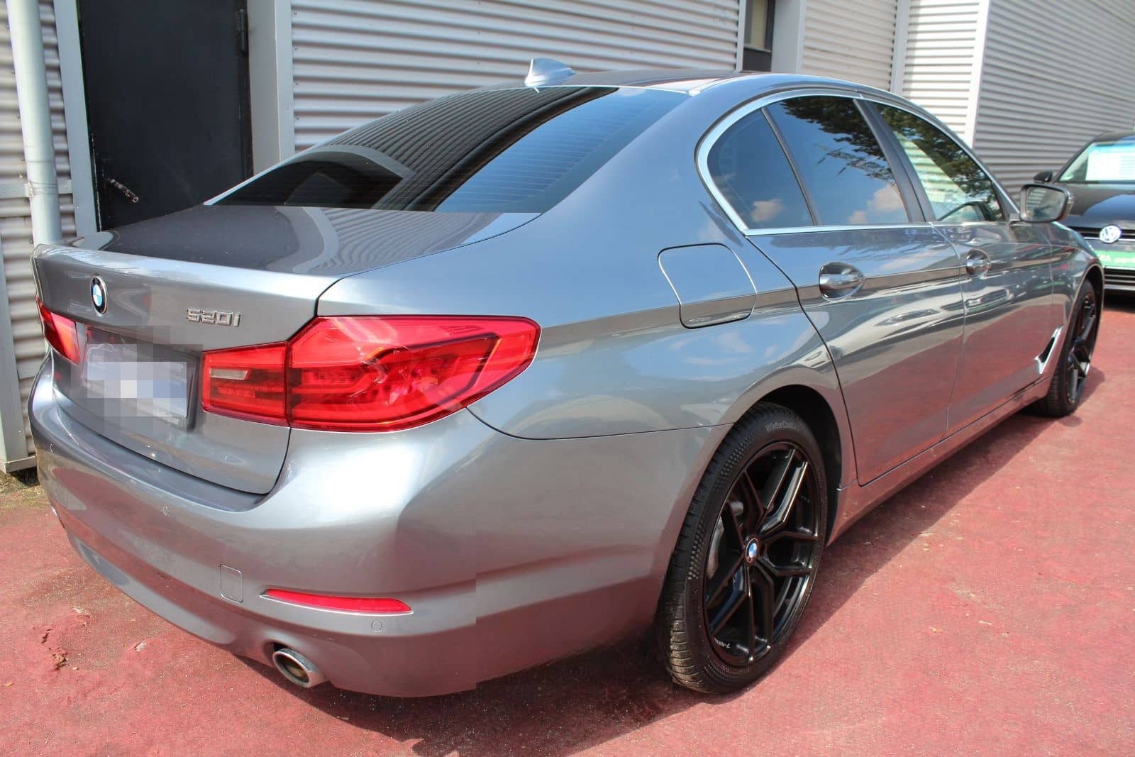 BMW 520 i AUTOMATIK KLIMA NAVI 19.ZOLL ALU PDC KAMER foto 9