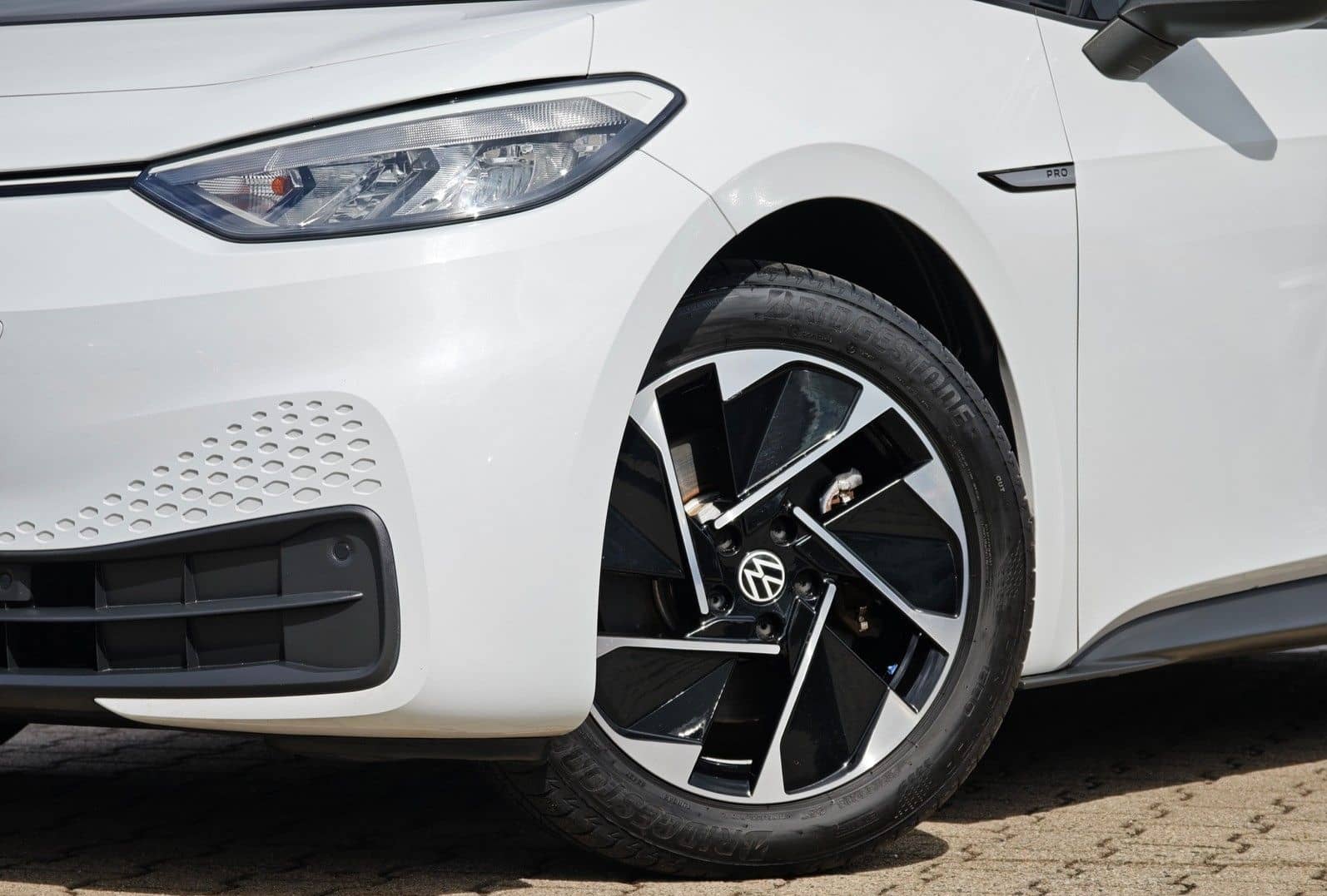 Volkswagen ID.3 Pro LED*Nav-pro*SHZ*ACC*Alu* foto 4