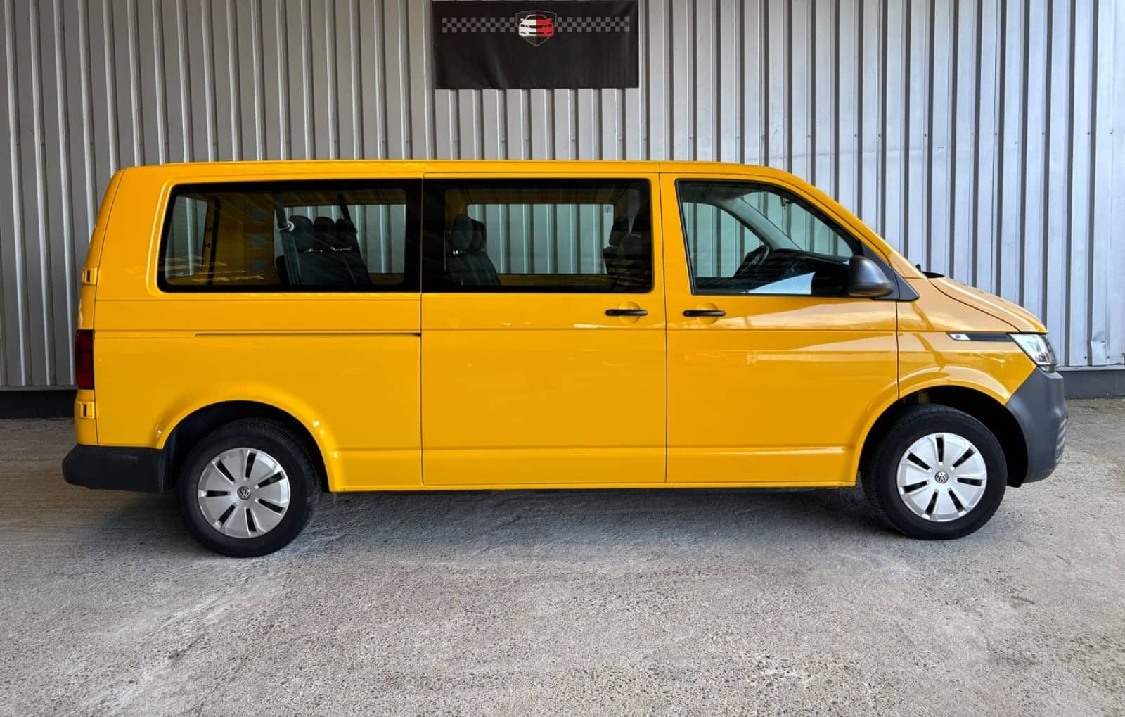 Volkswagen T6 Caravelle 2.0 TDI Lang 8-Sitzer / Navigation foto 7