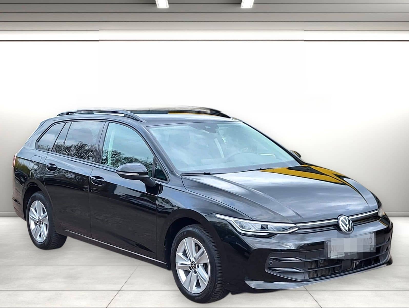 Volkswagen Golf VIII  1.5 TSI 85 kW 116 PS / SHZ / Allwette foto 1