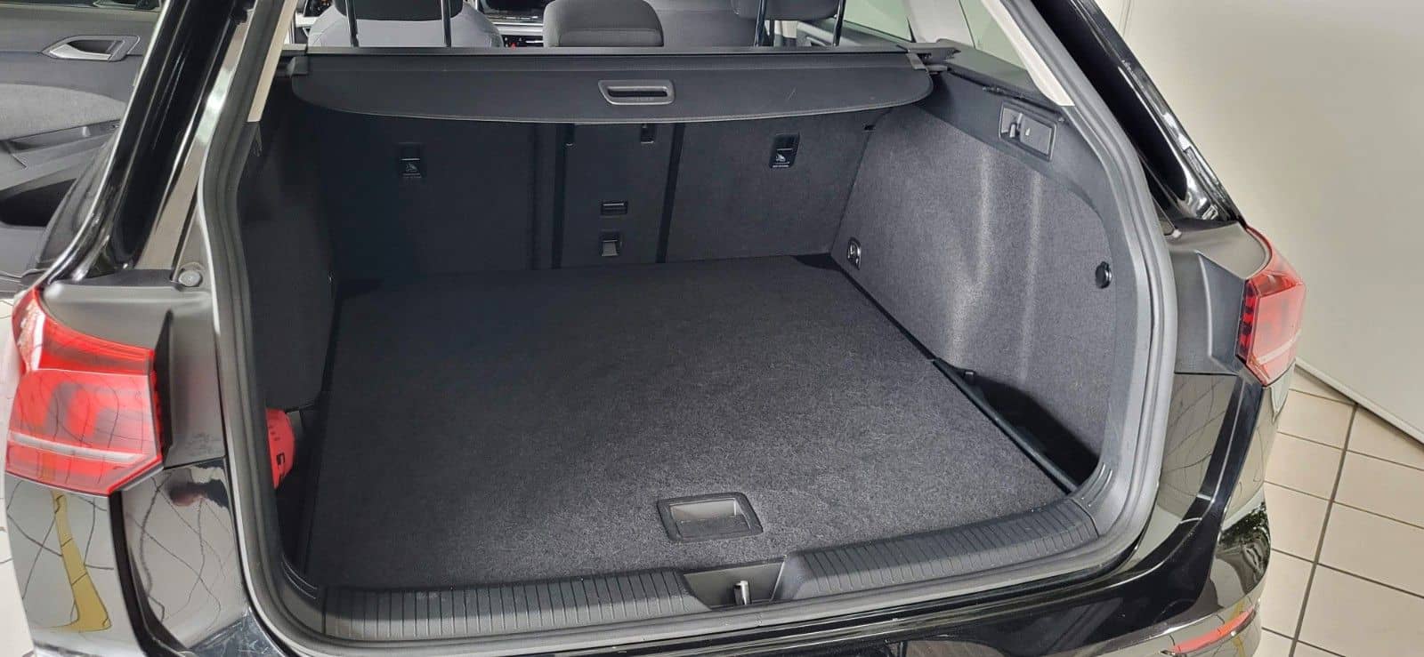 Volkswagen Golf VIII  1.5 TSI 85 kW 116 PS / SHZ / Allwette foto 8