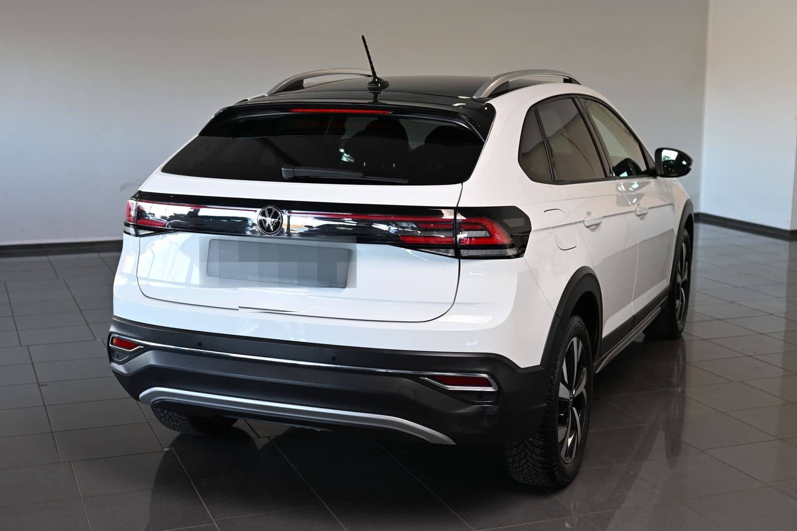 Volkswagen Taigo 1.0 TSI DKG Style Navigation Matrix SHZ  foto 2