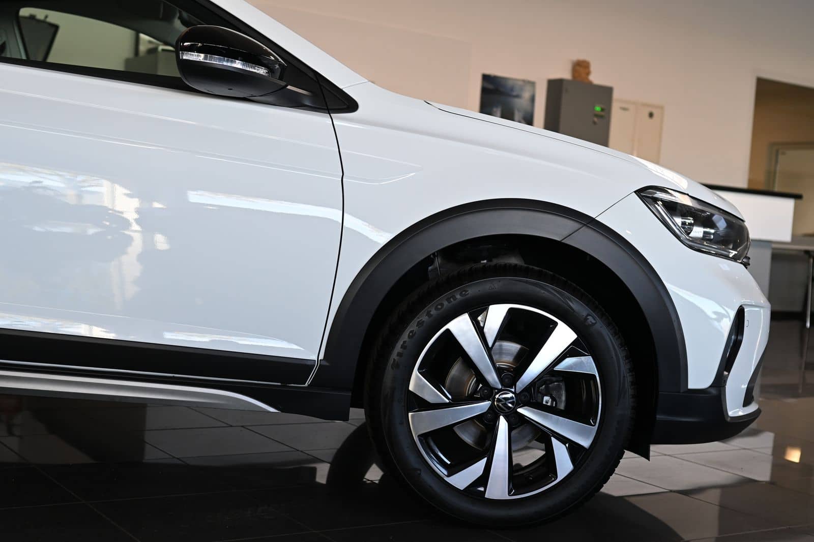 Volkswagen Taigo 1.0 TSI DKG Style Navigation Matrix SHZ  foto 22