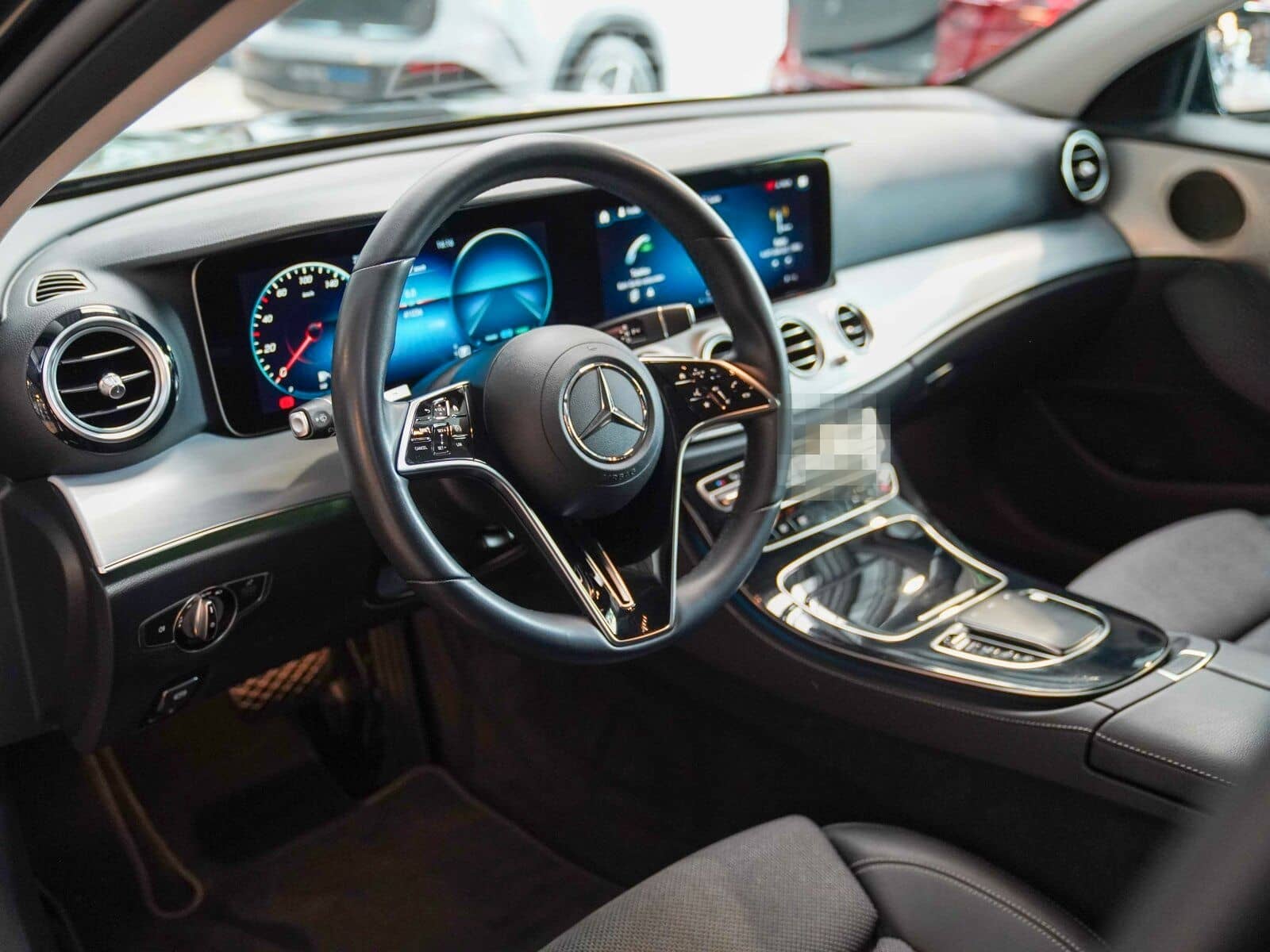 Mercedes-Benz E 220 d T AMG Line Night Totwinkel 360° CarPlay foto 14