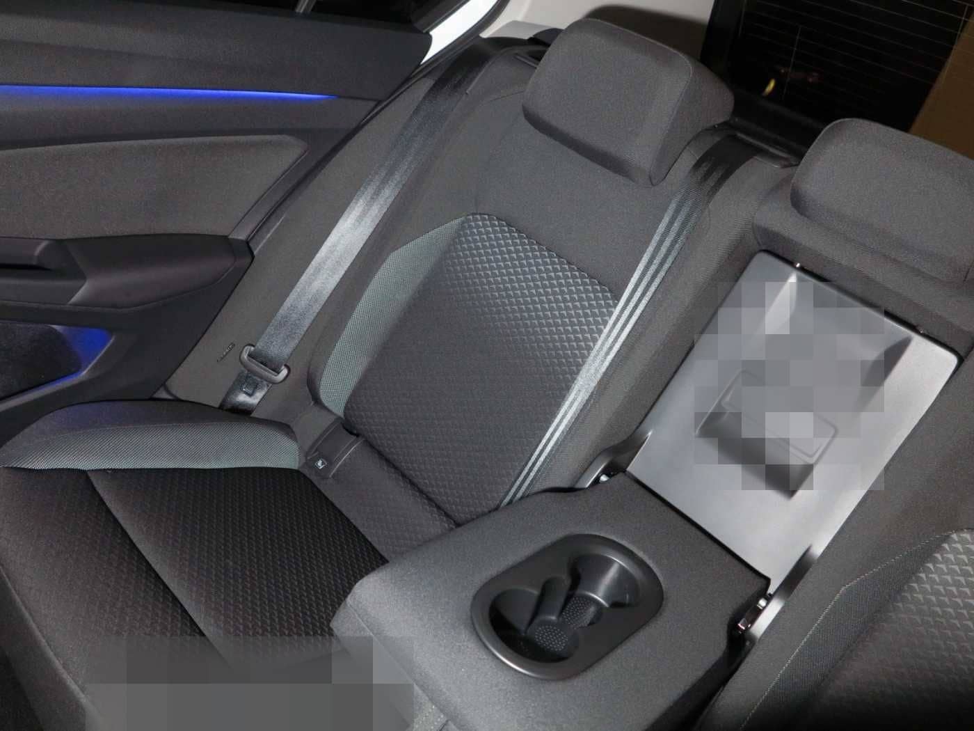 Volkswagen Golf VIII 1.5 TSI OPF Life Navi Stdhzg ACC DAB foto 18