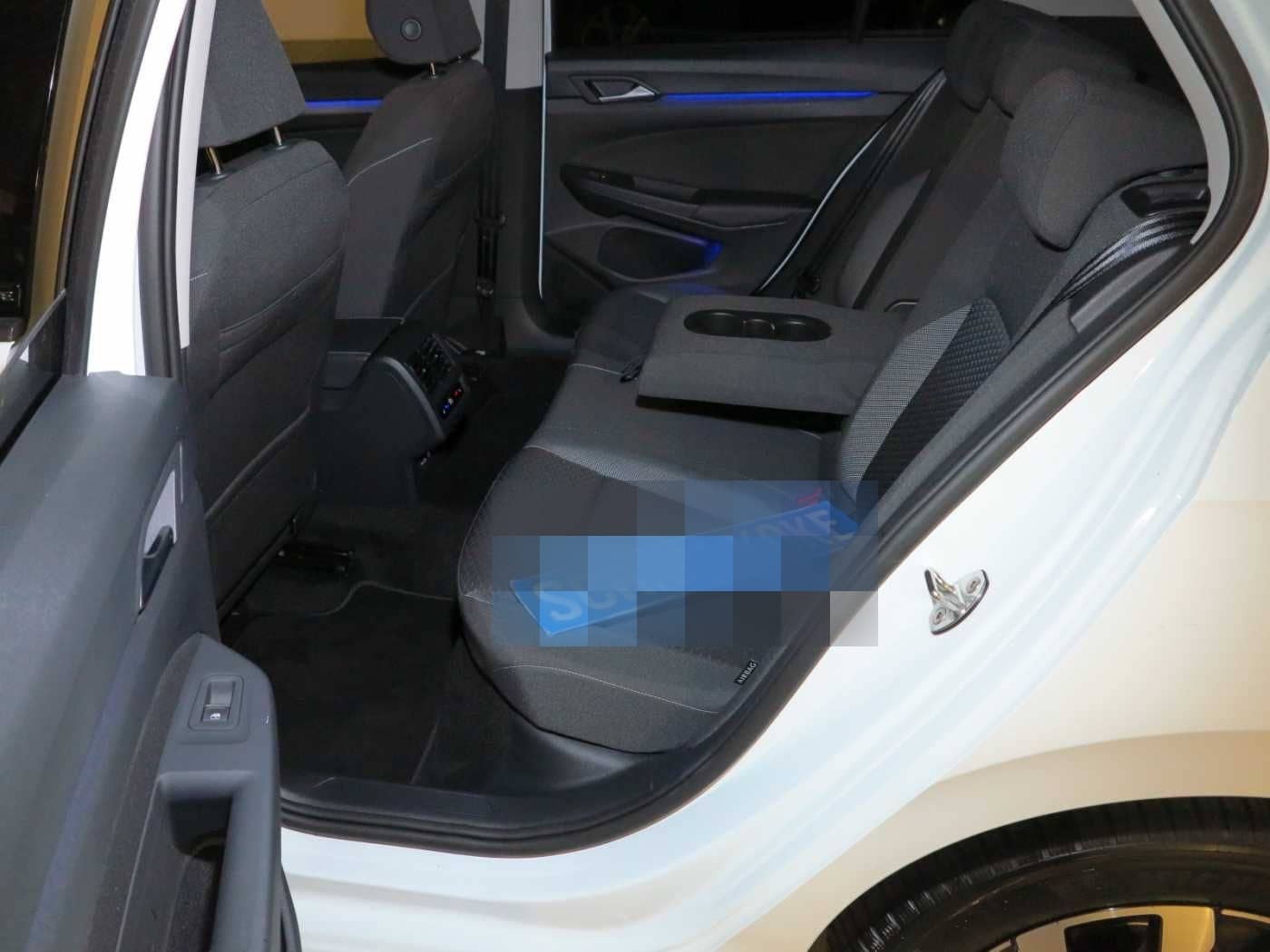 Volkswagen Golf VIII 1.5 TSI OPF Life Navi Stdhzg ACC DAB foto 5