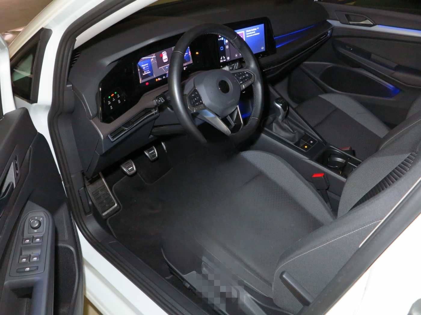 Volkswagen Golf VIII 1.5 TSI OPF Life Navi Stdhzg ACC DAB foto 6