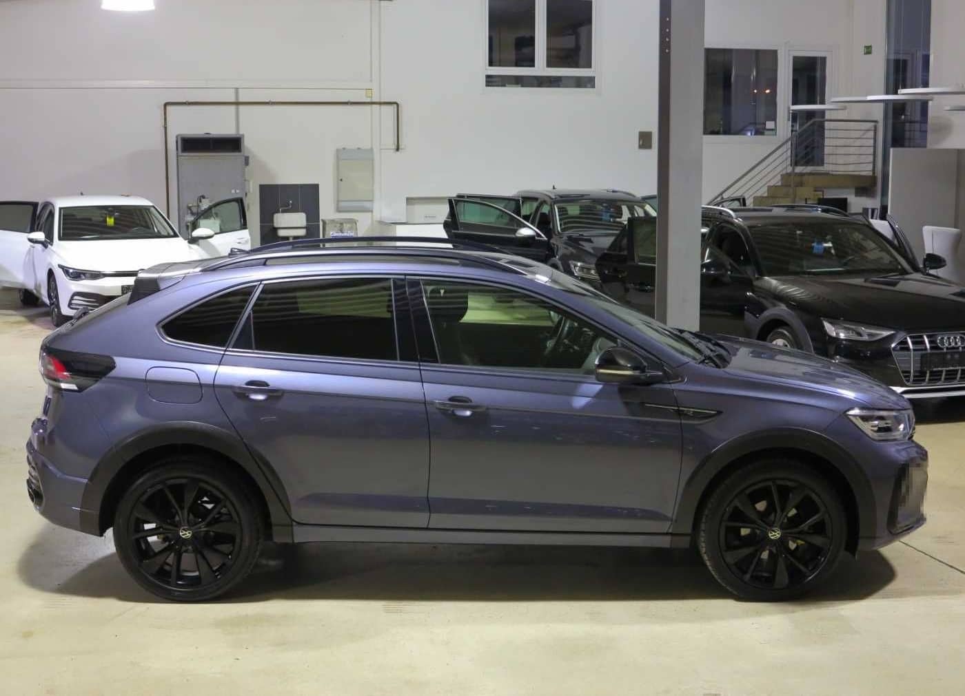 Volkswagen Taigo 1.0 TSI OPF DSG7 R-Line Navi DAB ACC LM18 foto 13