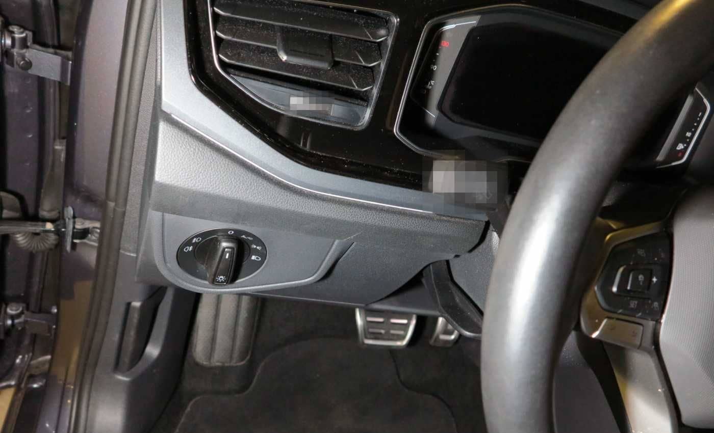 Volkswagen Taigo 1.0 TSI OPF DSG7 R-Line Navi DAB ACC LM18 foto 25