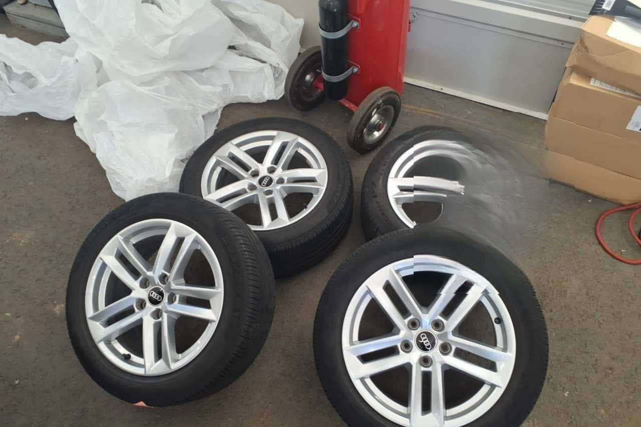 Audi A4 35 2.0 TDI Avant advanced AHK El.Heckkl. LED foto 13