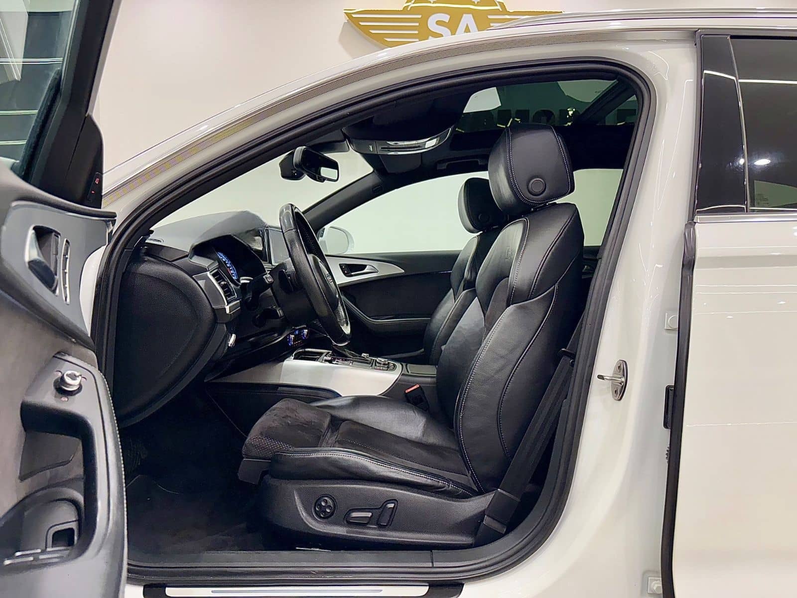 Audi A6 Avant 3.0 TDI quattro 3x S-Line Matrix/Pano foto 14