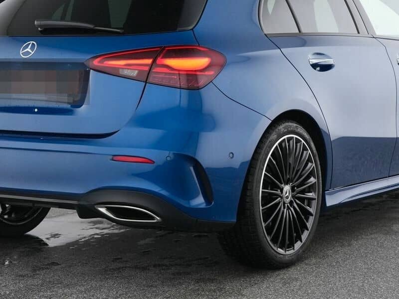 Mercedes-Benz A 200 AMG+FAHR-ASS+AHK+19"+NIGHT+KEYLESS-GO+AMBI foto 4