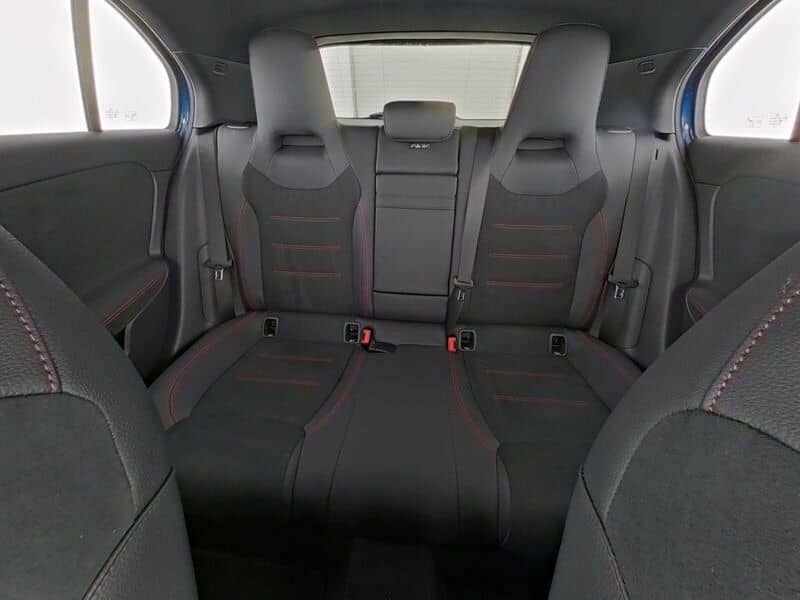 Mercedes-Benz A 200 AMG+FAHR-ASS+AHK+19"+NIGHT+KEYLESS-GO+AMBI foto 9