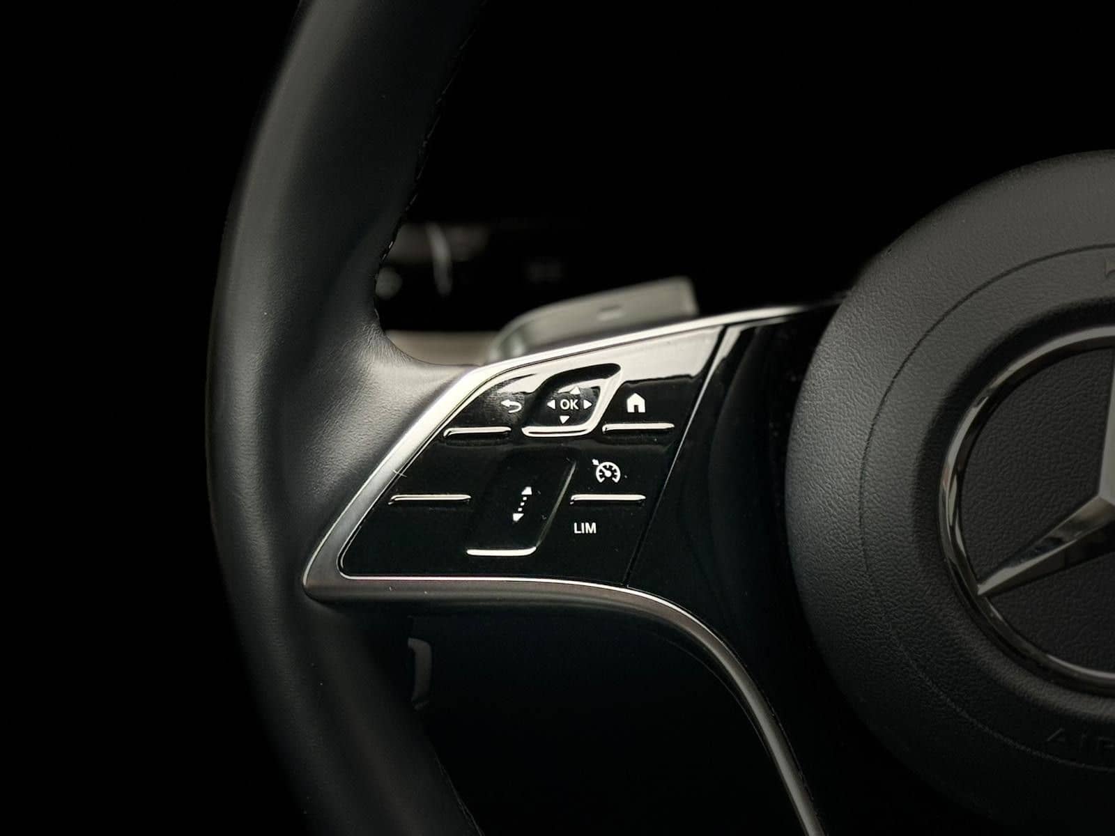 Mercedes-Benz E200 LIMOUSINE TOTWINKEL WIDESCREEN AVANTGARDE foto 22