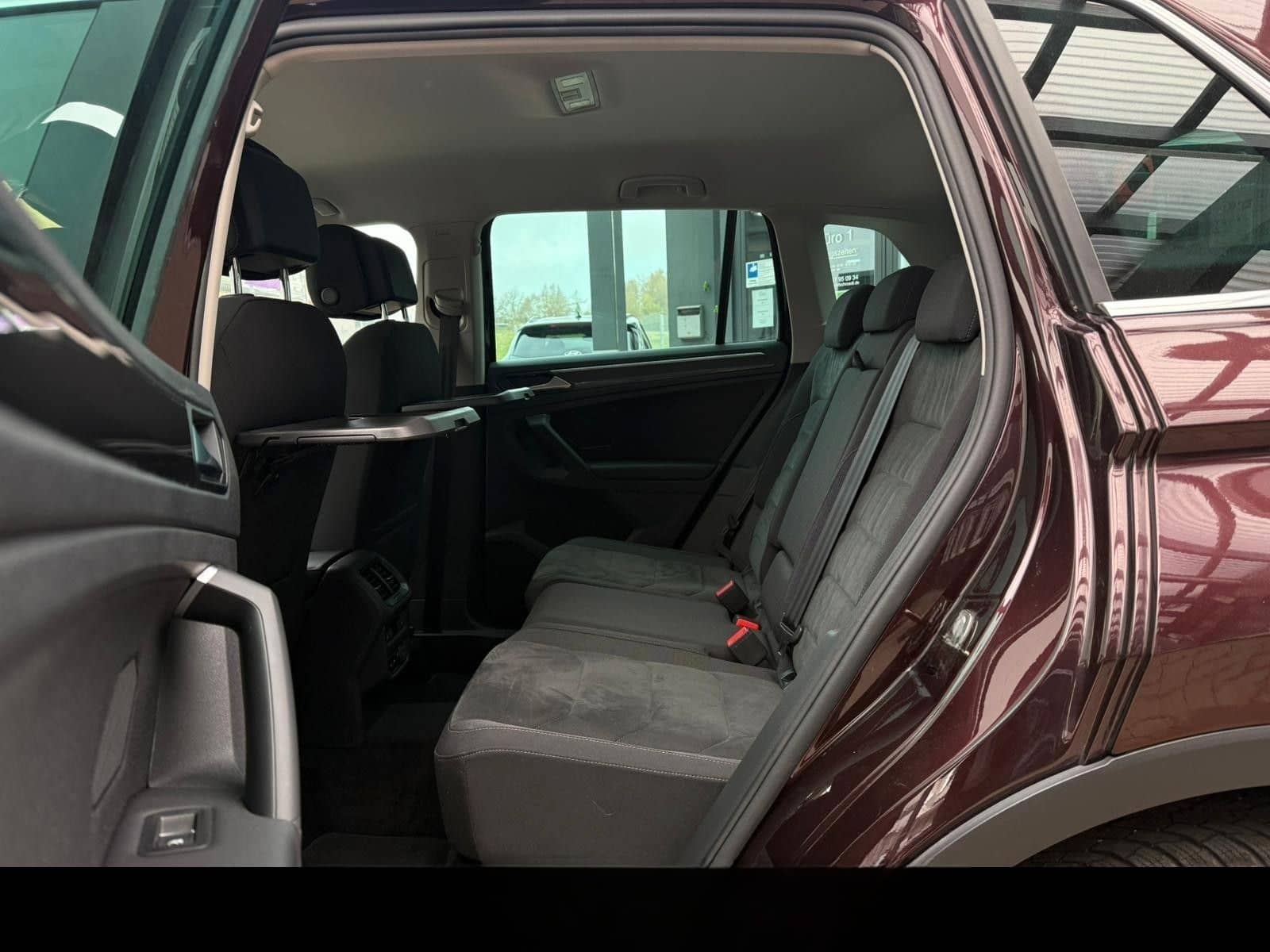 Volkswagen Tiguan Highline 2.0 TDI DSG 4MOTION, AHK, ACC foto 16