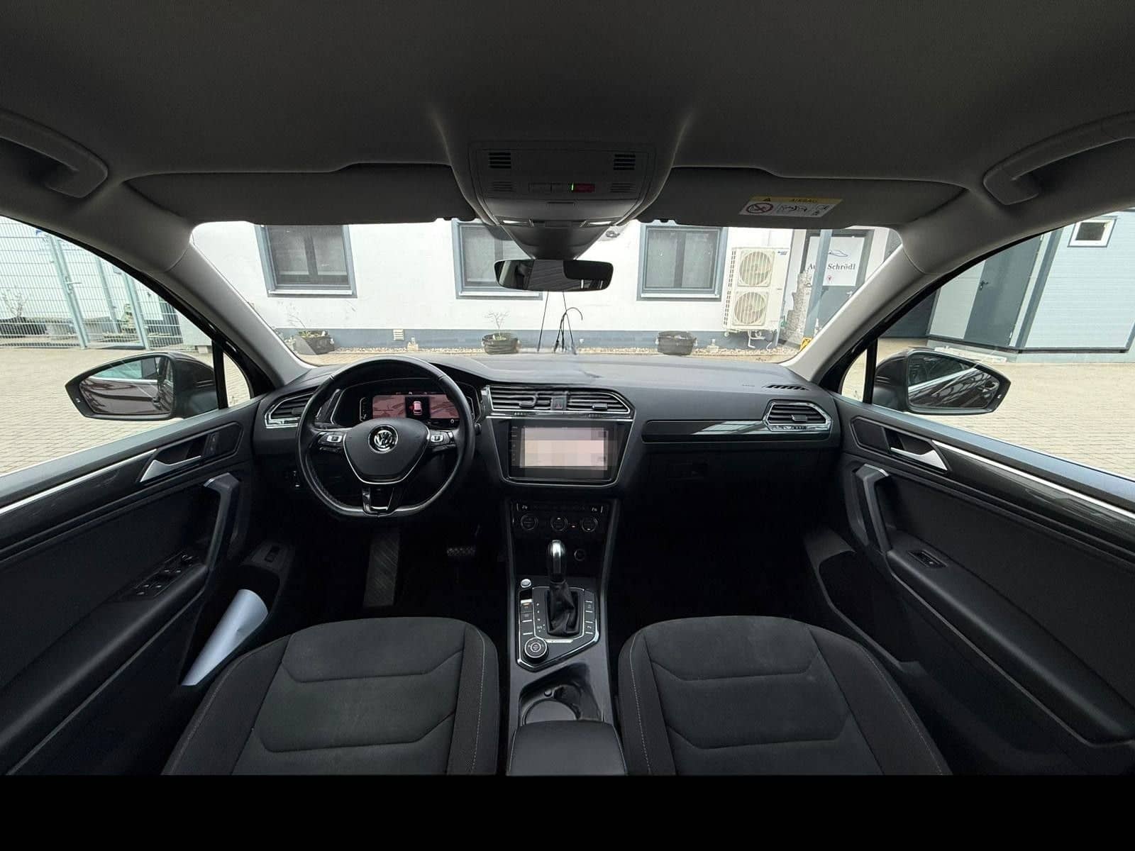 Volkswagen Tiguan Highline 2.0 TDI DSG 4MOTION, AHK, ACC foto 23